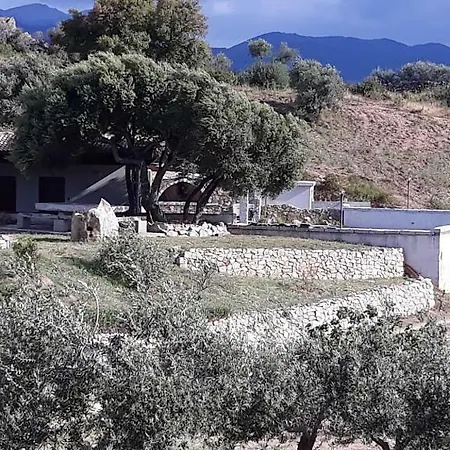 Sa Mendula Panzió Oliena