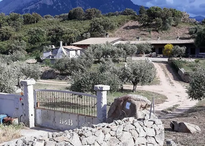 Sa Mendula Bed & Breakfast